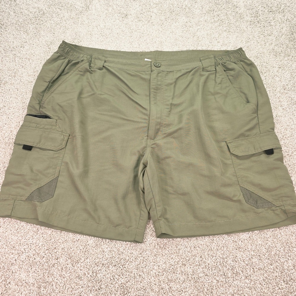 World Wide Sportsman Mens Olive Green Cargo Fishing Shorts Size 46 Elastic Waist